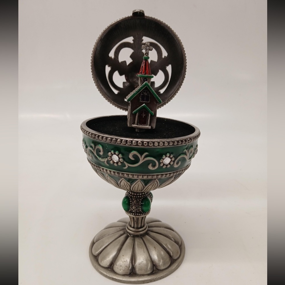 Vintage Silver and Green Decorative Egg w/Hidden Church Musical Trinket Box - Picture 2 of 5
